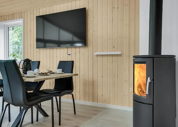 Casa vacanze Lovely In With Sauna *